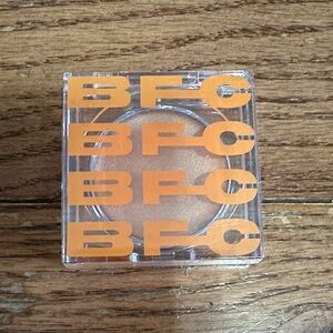 💜2/$10 BUNDLE DEAL💜 BFC beauty for certain Cream Highlighter #08 taupe